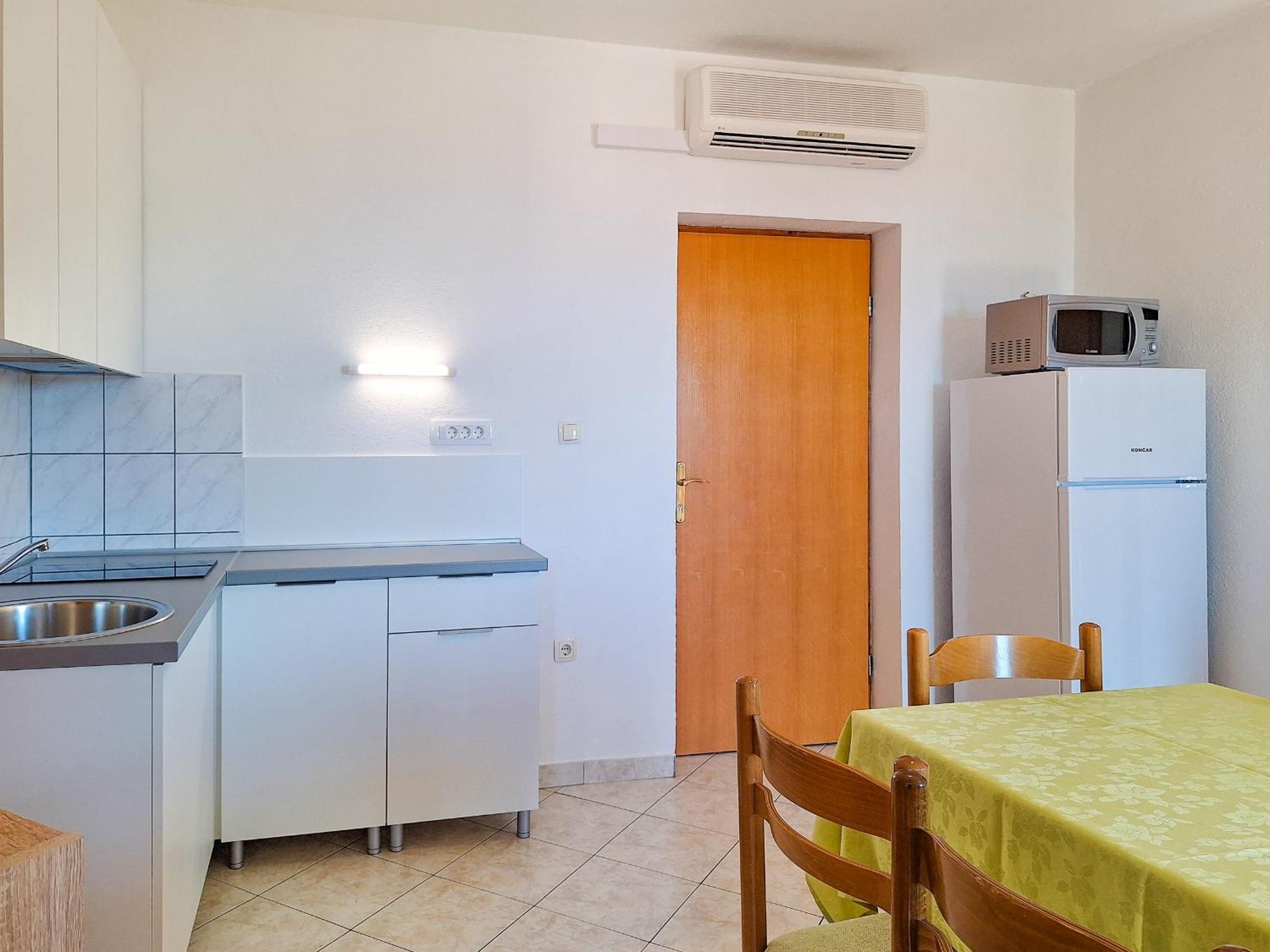Duće Apartments Maria מראה חיצוני תמונה